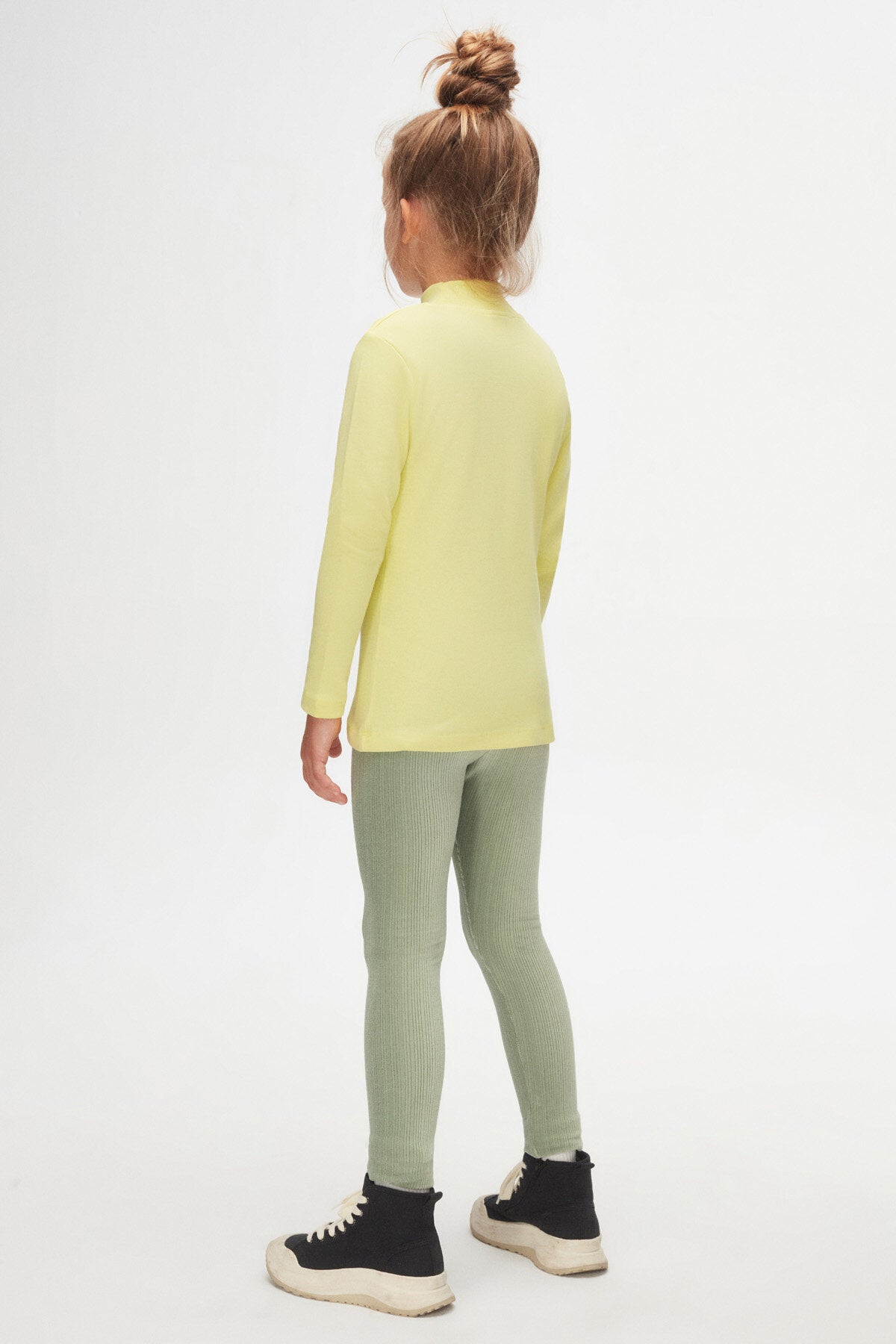 Girls' Basic Winter Mock Neck Long Sleeve T-Shirt (IRIS YELLOW)