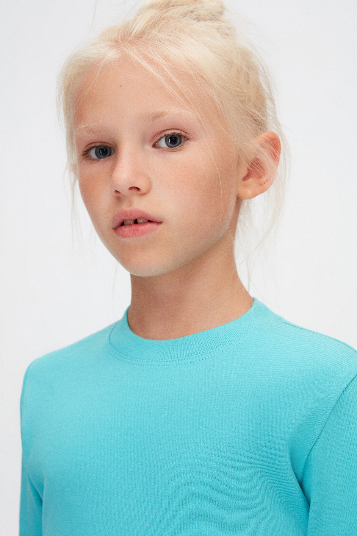 Basic Unisex Kids Winter Crew Neck Long Sleeve T-Shirt (POOL TURQUOISE)