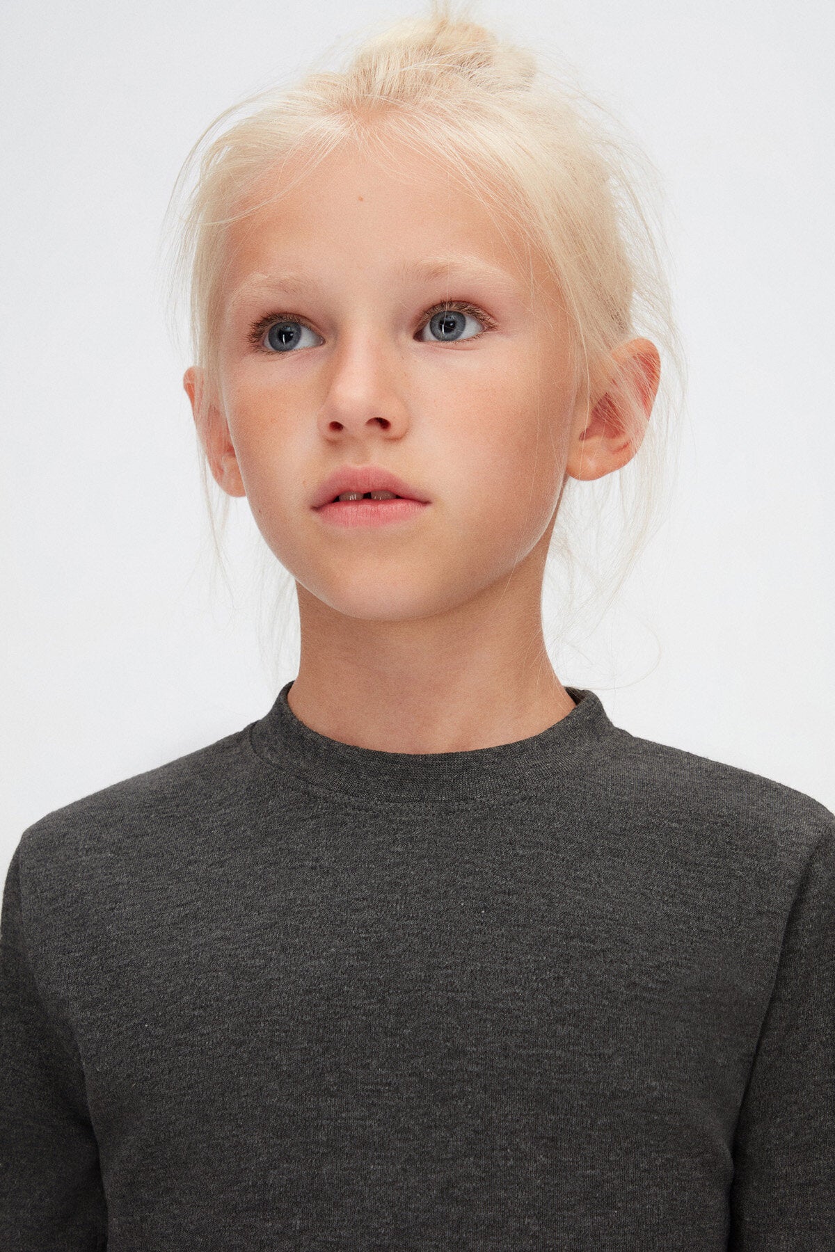 Basic Unisex Kids Winter Crew Neck Long Sleeve T-Shirt (ASPHALT GRAY)