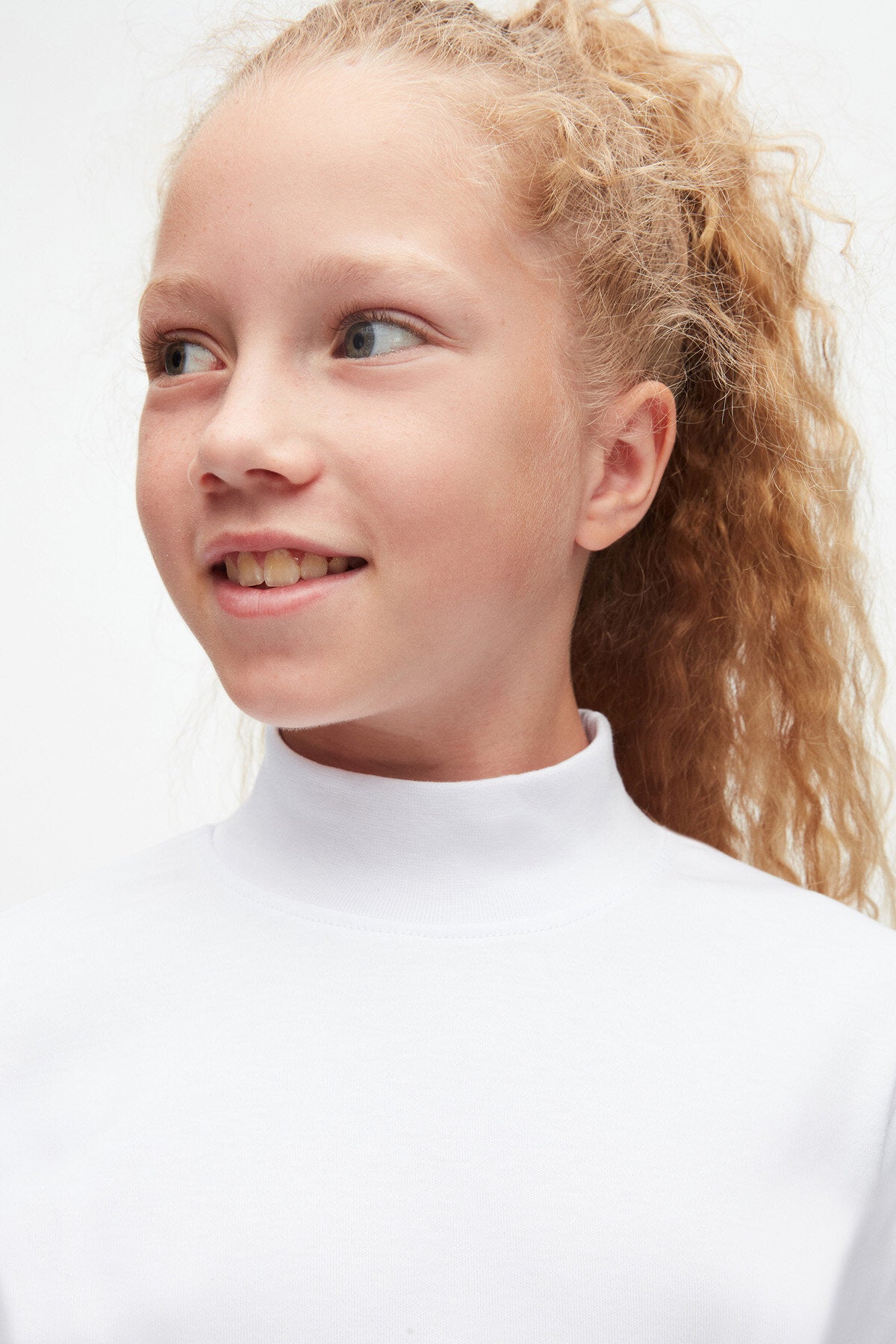 Girls' Basic Winter Mock Neck Long Sleeve T-Shirt (WHITE)