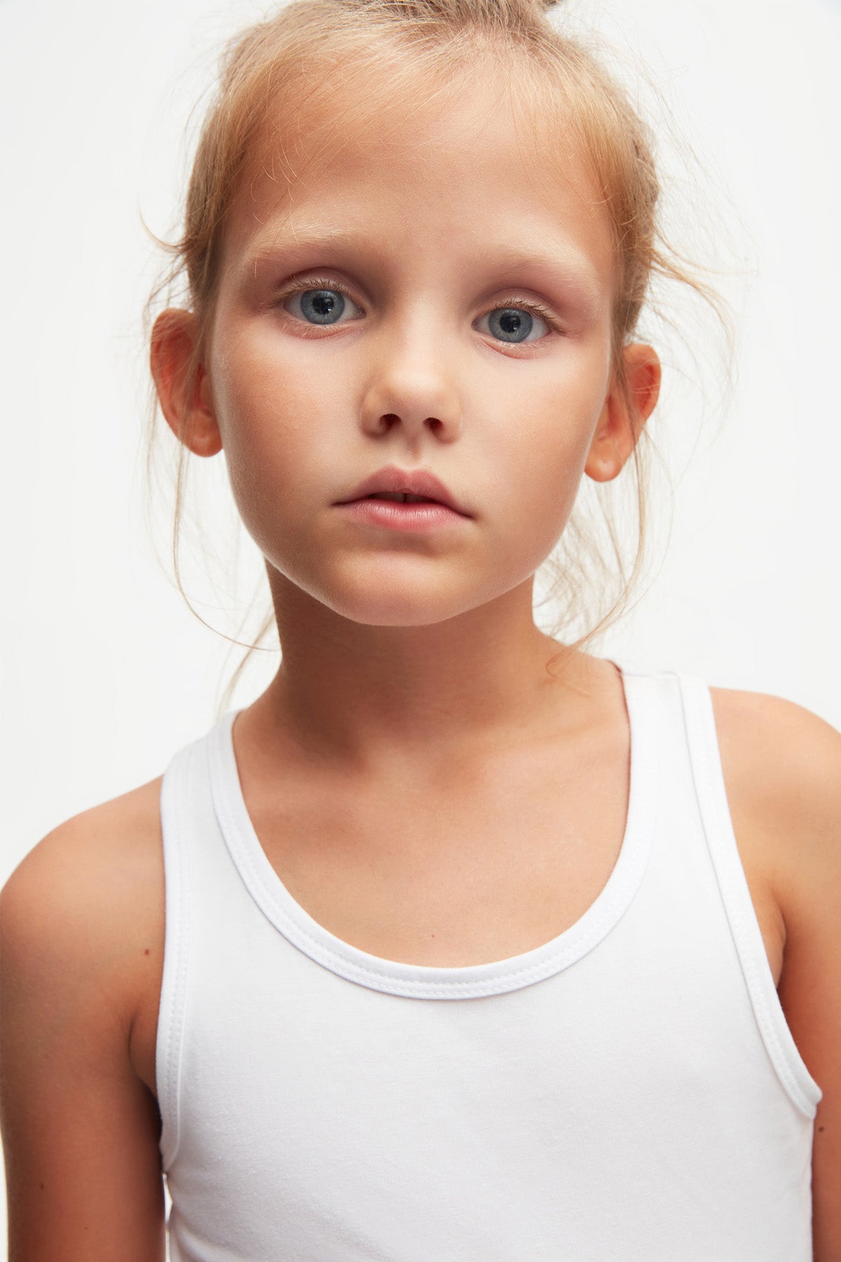 Girls' Basic Racerback Tank Top (WHITE)
