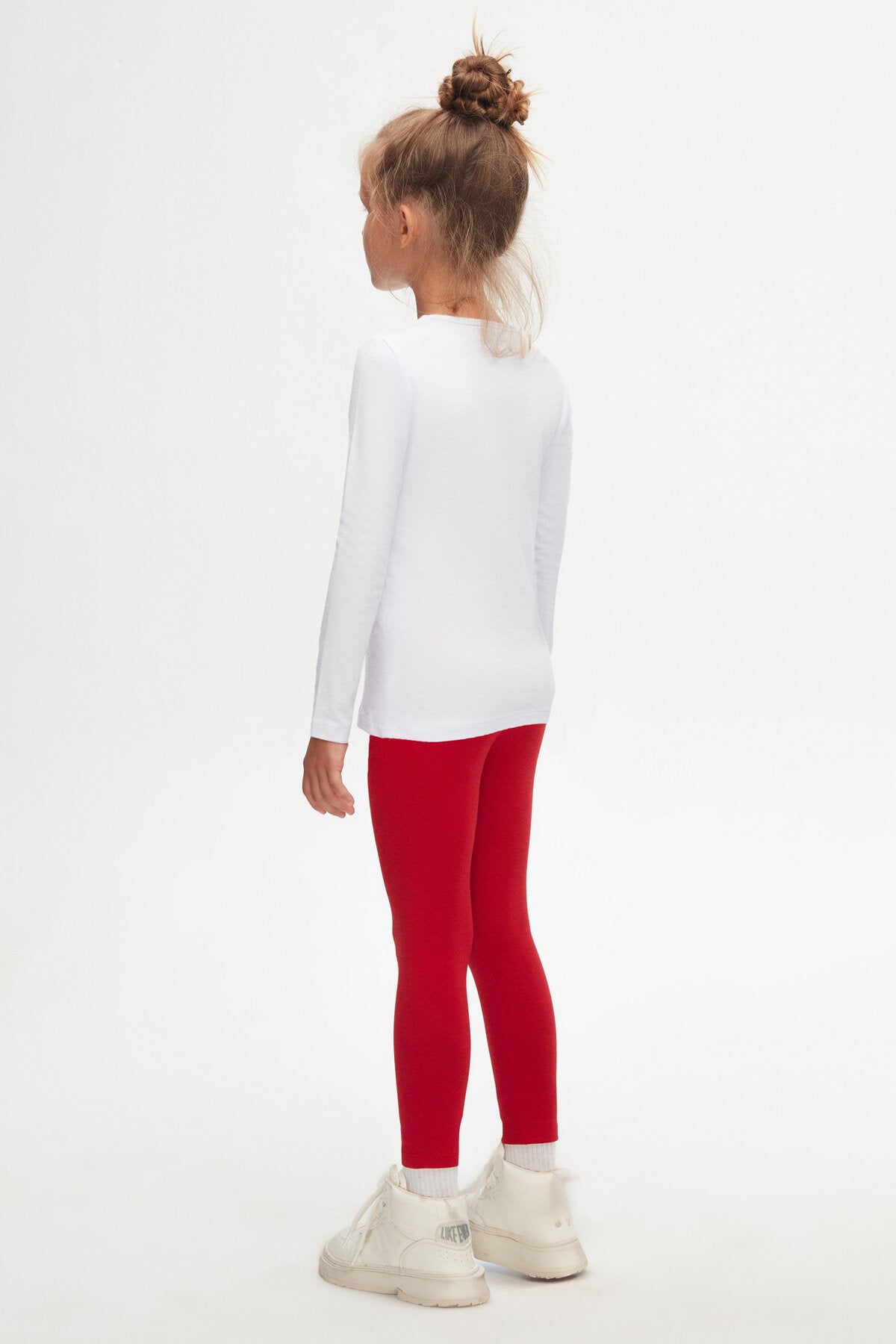 Girls' Basic Seasonal Stretch Long Sleeve T-Shirt (WHITE)