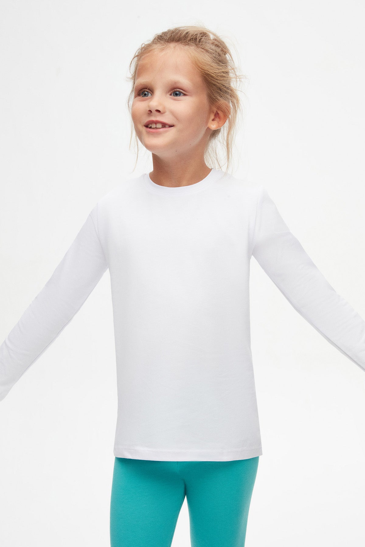 Basic Unisex Kids Seasonal Crew Neck Long Sleeve T-Shirt (WHITE)