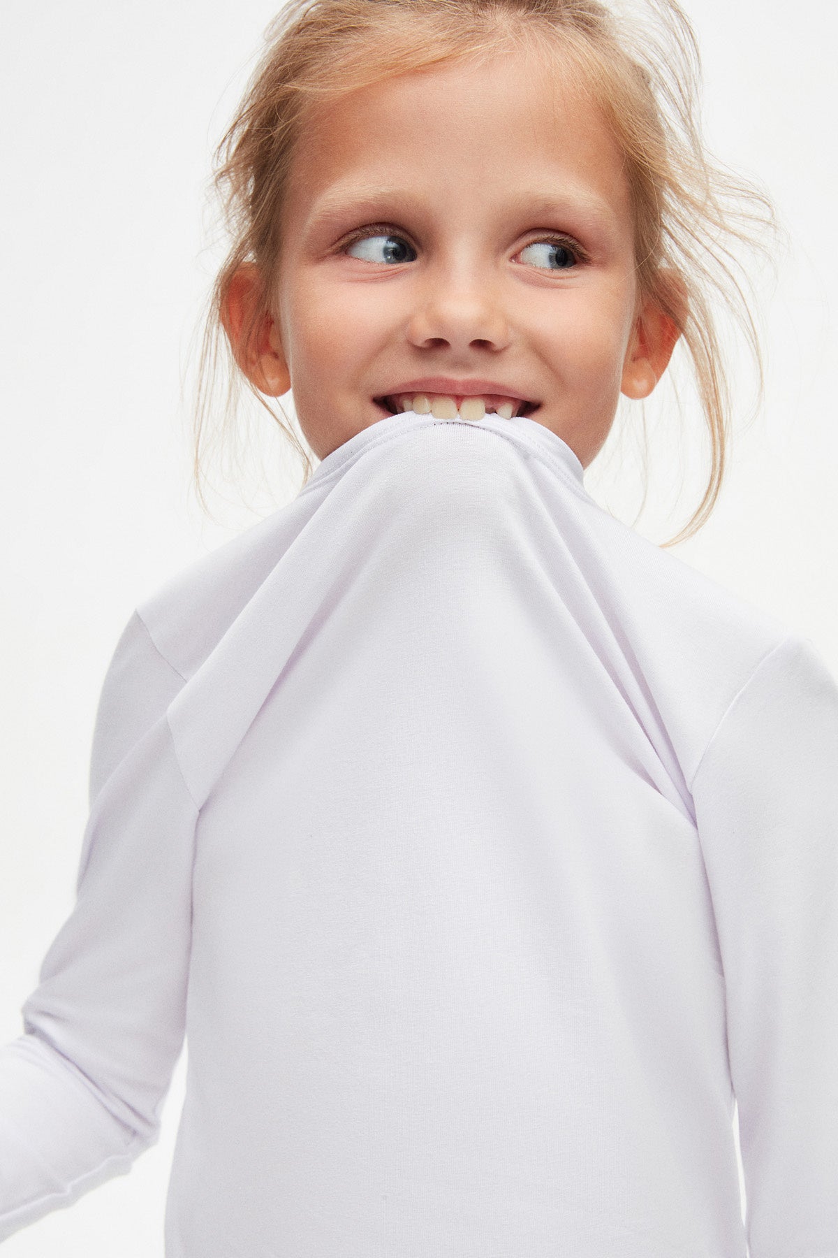 Basic Unisex Kids Seasonal Crew Neck Long Sleeve T-Shirt (WHITE)