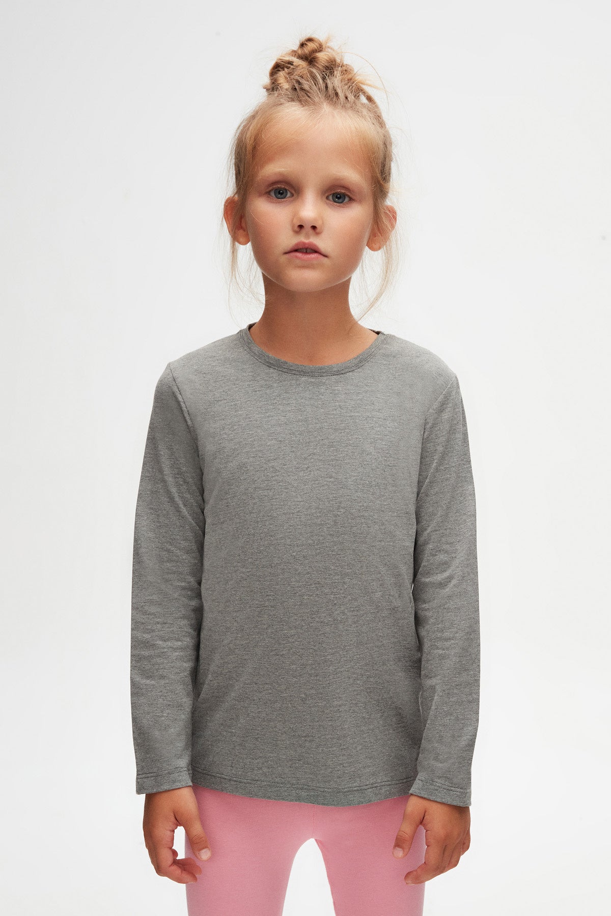 Basic Unisex Kids Seasonal Crew Neck Long Sleeve T-Shirt (FROST GRAY)