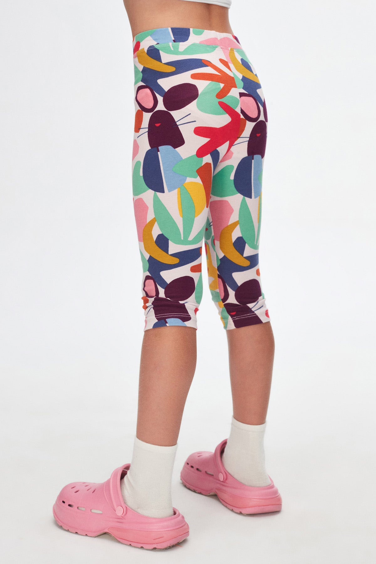 Cutouts Foliage Girls Patterned Below-the-Knee Capri Leggings