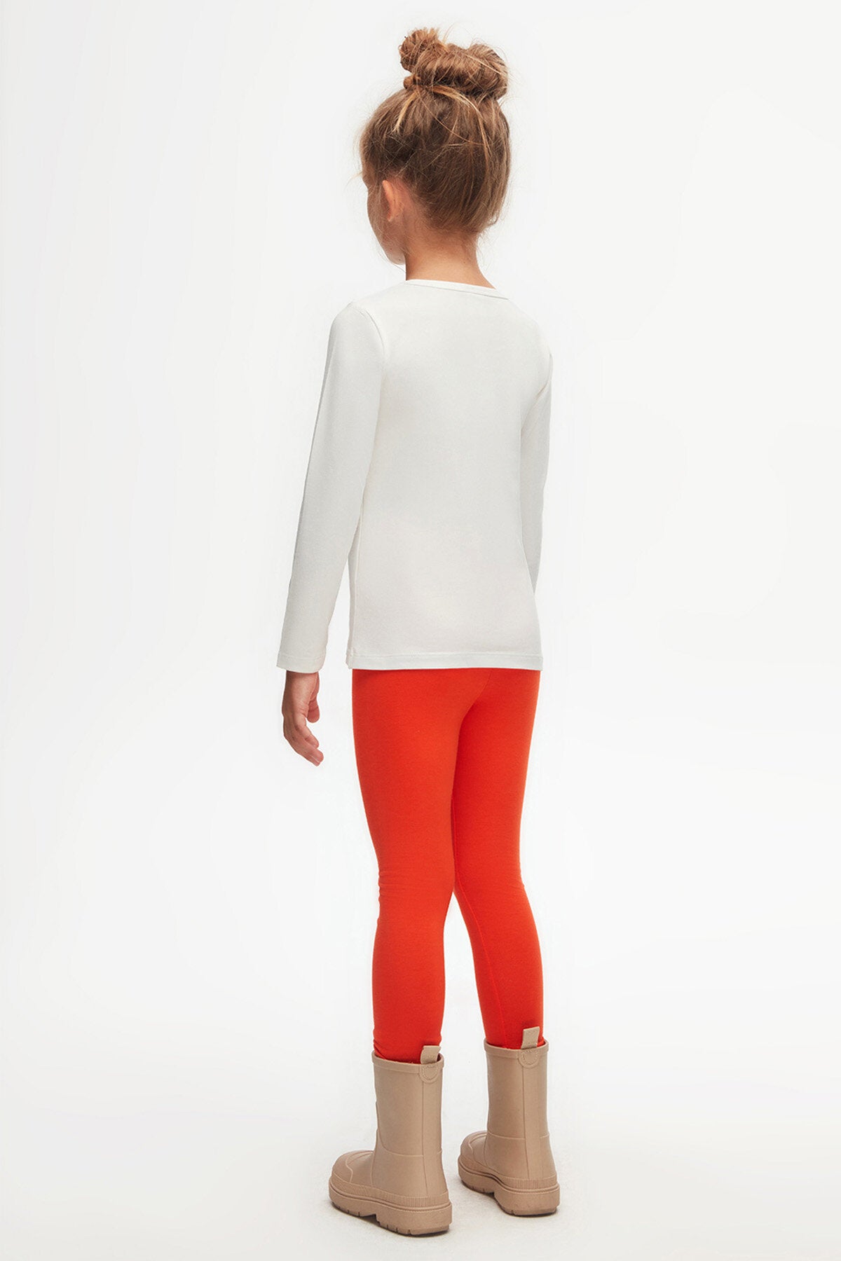Girls' Basic Seasonal Stretch Long Sleeve T-Shirt (GARDENIA ECRU)
