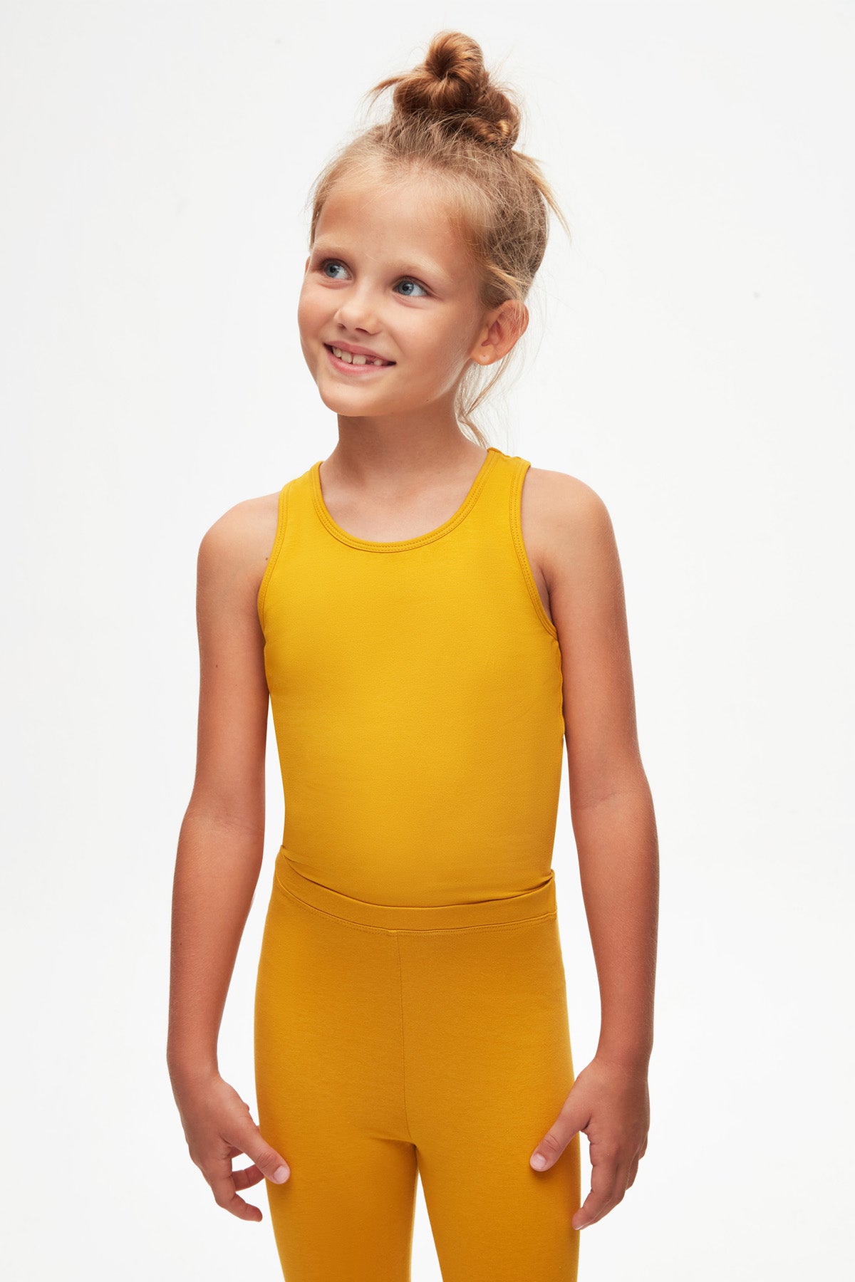 Girls' Basic Below-the-Knee Capri Leggings (HONEY MUSTARD)