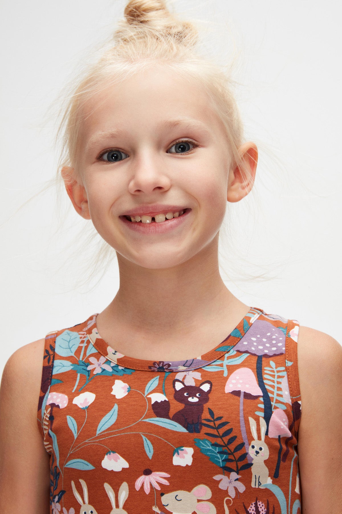 Girls' Forest Animals Patterned Sleeveless Dress (CHESTNUT)