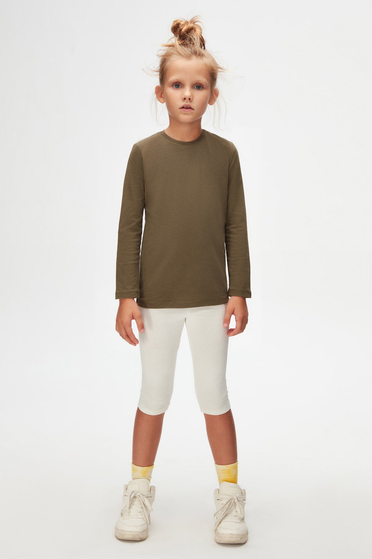 Basic Unisex Kids Seasonal Crew Neck Long Sleeve T-Shirt (MILITARY OLIVE)