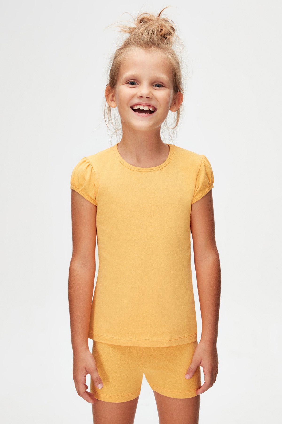 Girls' Basic Crew Neck Puff Sleeve T-Shirt (AMBER)
