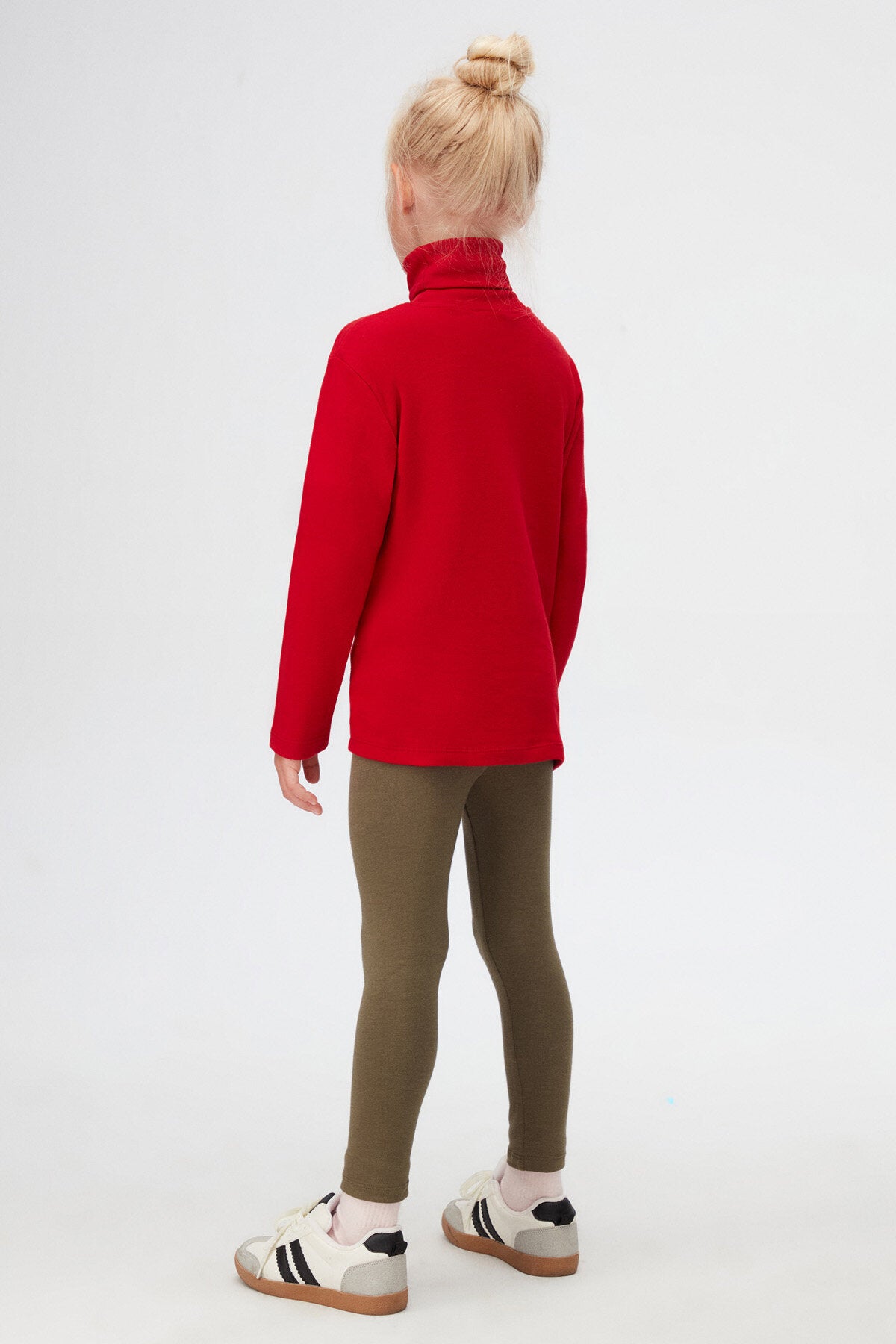 Girls' Basic Winter Full Turtleneck Long Sleeve T-Shirt (POPPY RED)
