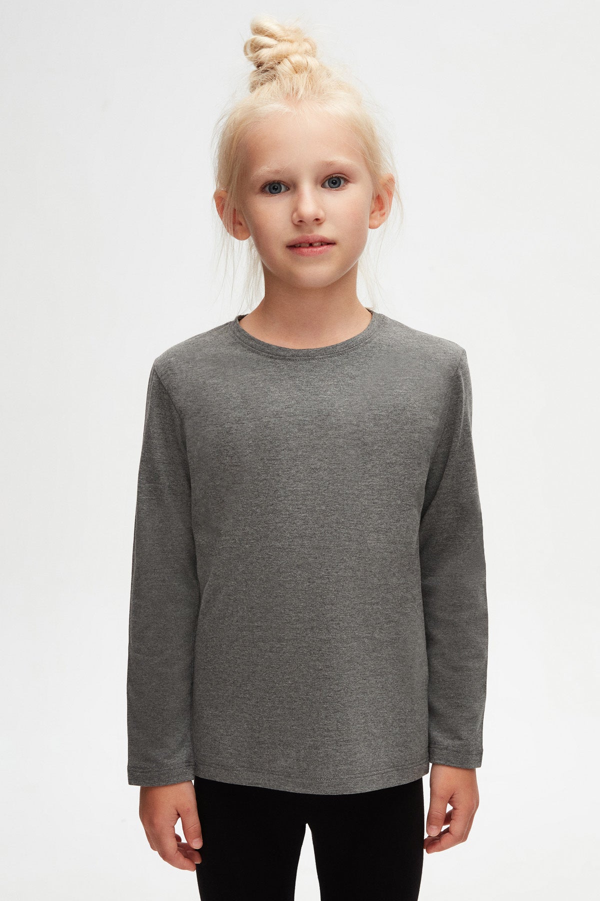 Basic Unisex Kids Seasonal Crew Neck Long Sleeve T-Shirt (STORM GRAY)