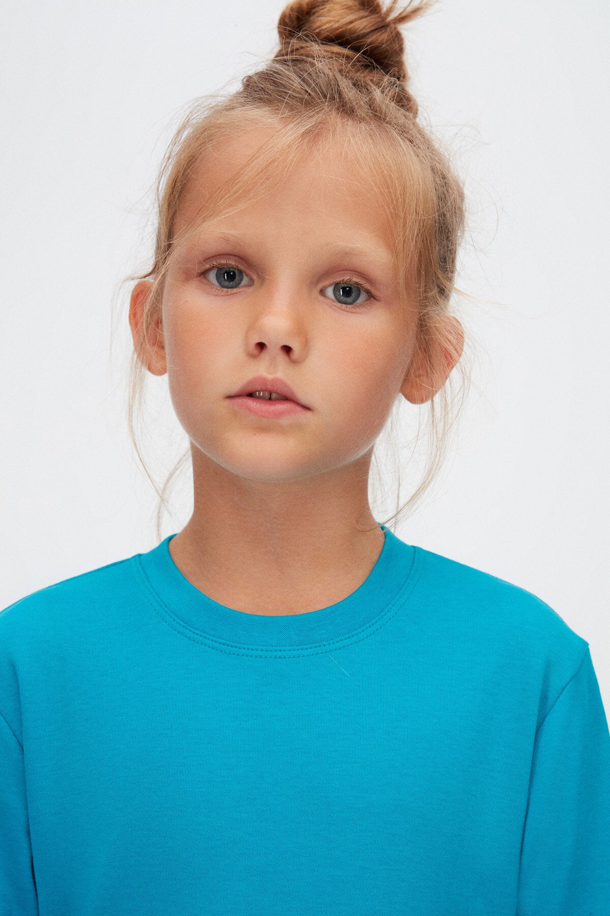 Basic Unisex Kids Winter Crew Neck Long Sleeve T-Shirt (OCEAN TURQUOISE)