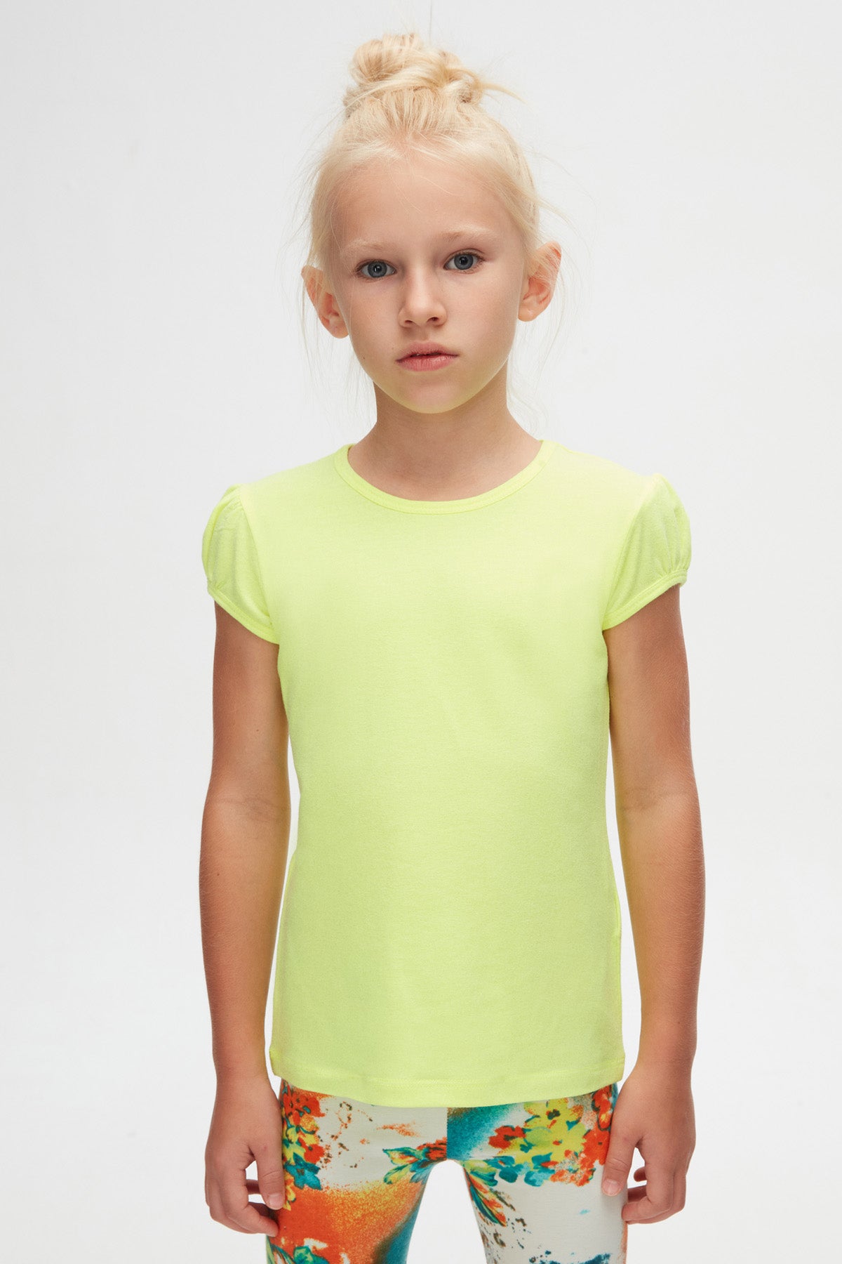 Girls' Basic Crew Neck Puff Sleeve T-Shirt (Neon Yellow)