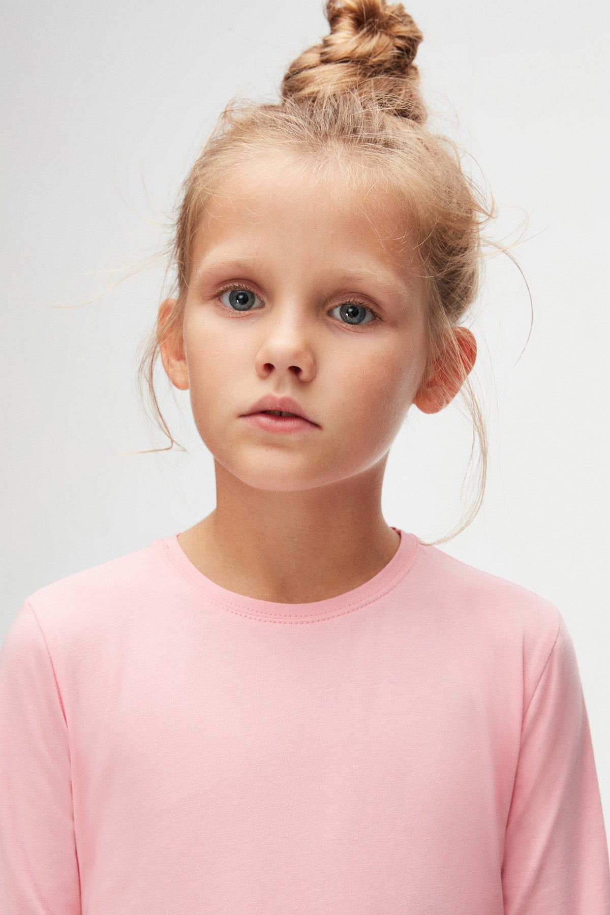 Basic Unisex Kids Seasonal Crew Neck Long Sleeve T-Shirt (PEONY PINK)