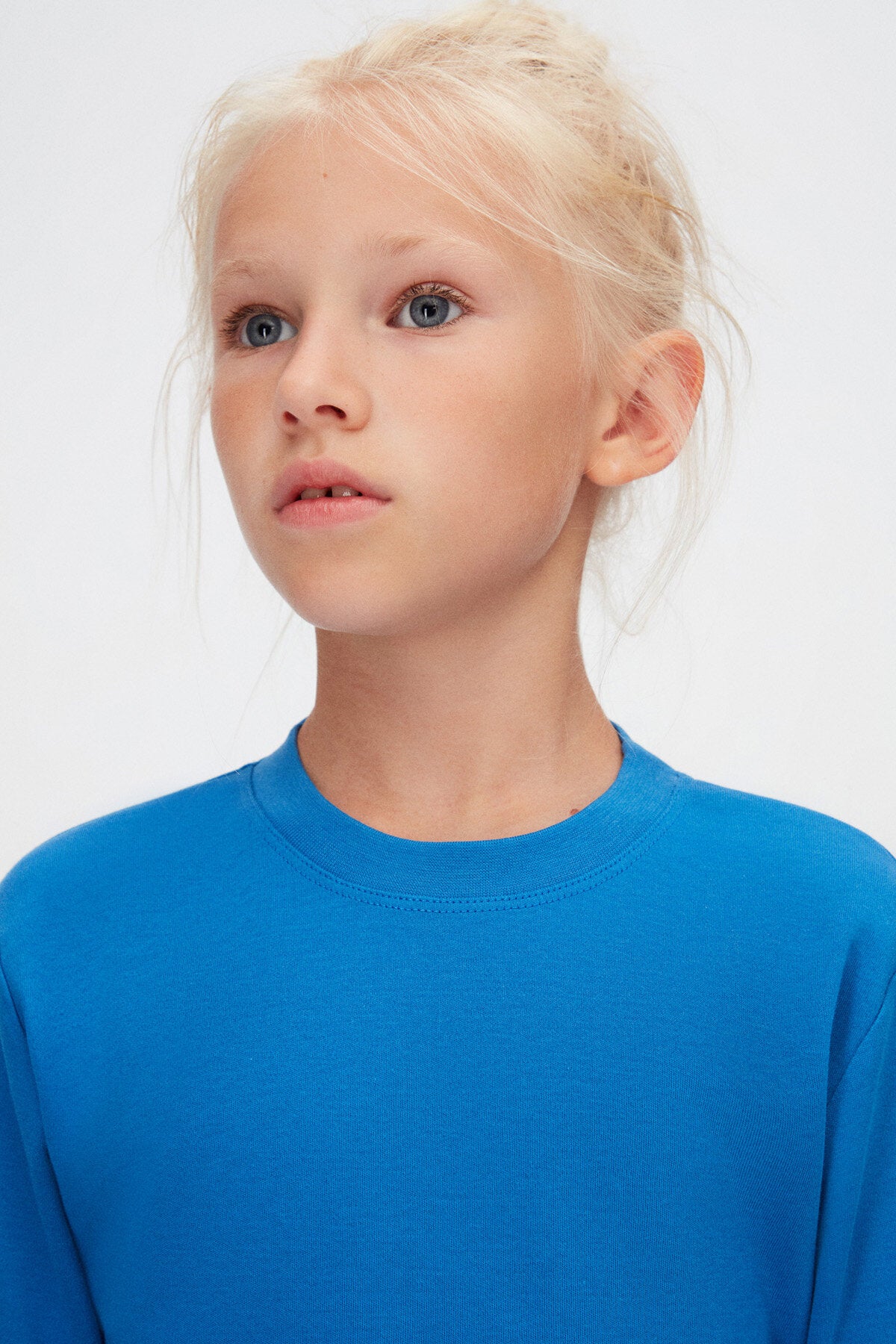 Basic Unisex Kids Winter Crew Neck Long Sleeve T-Shirt (IMPERIAL BLUE)