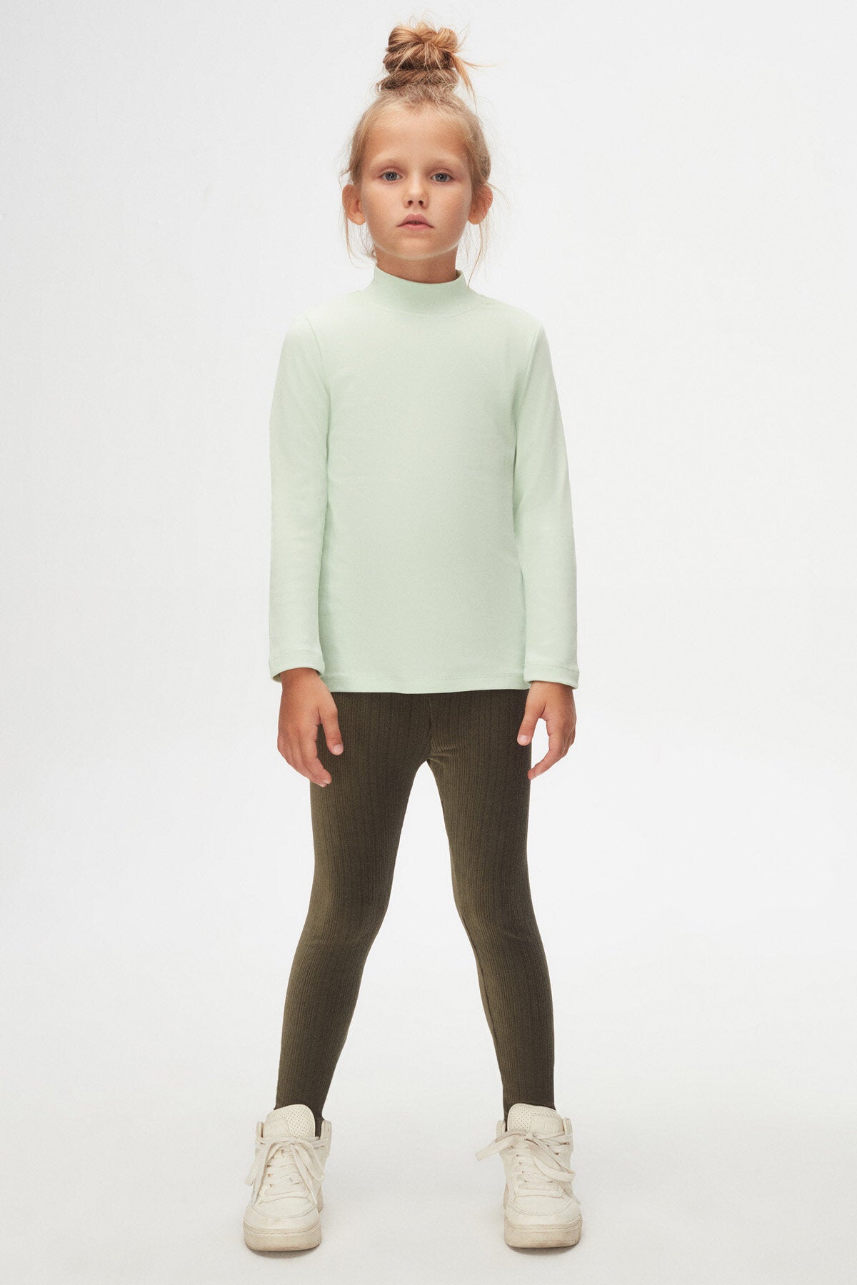 Girls' Basic Winter Mock Neck Long Sleeve T-Shirt (SPRAY GREEN)