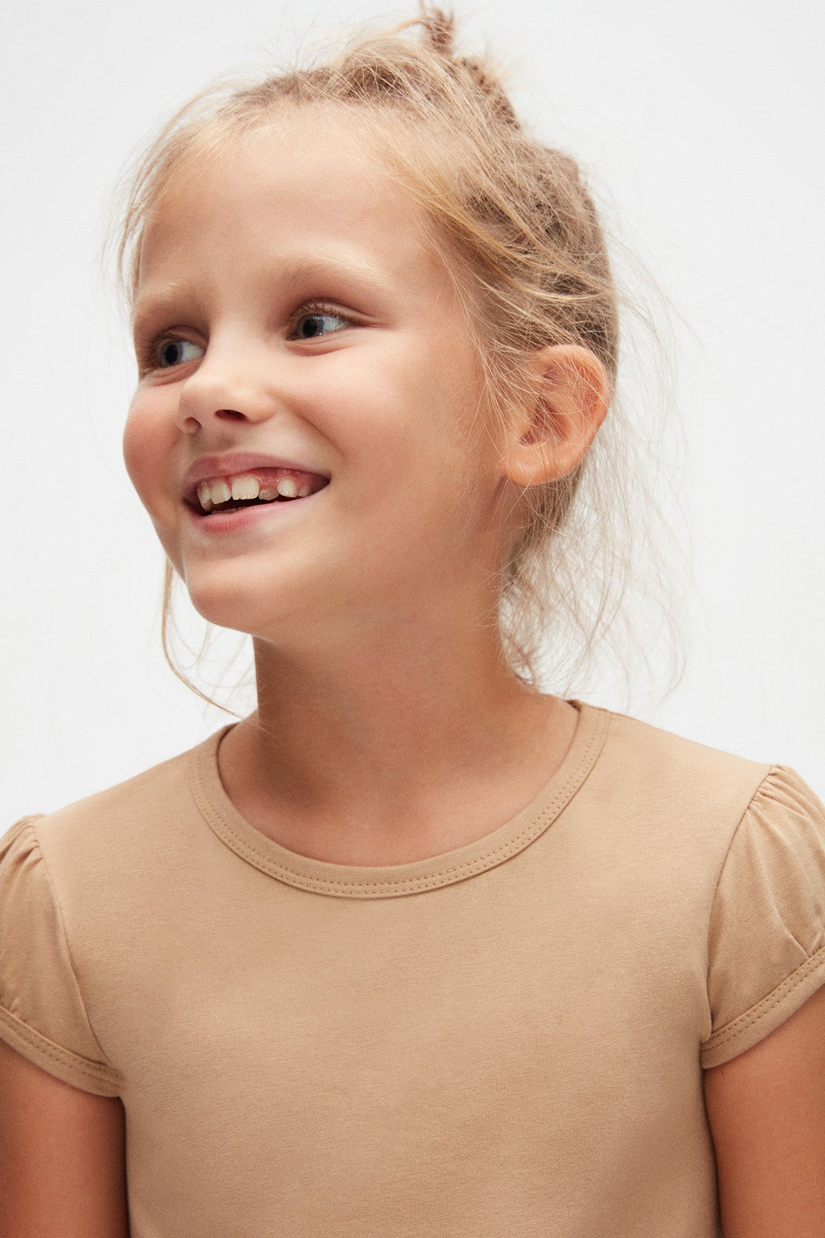 Girls' Basic Crew Neck Puff Sleeve T-Shirt (FRAPPE)