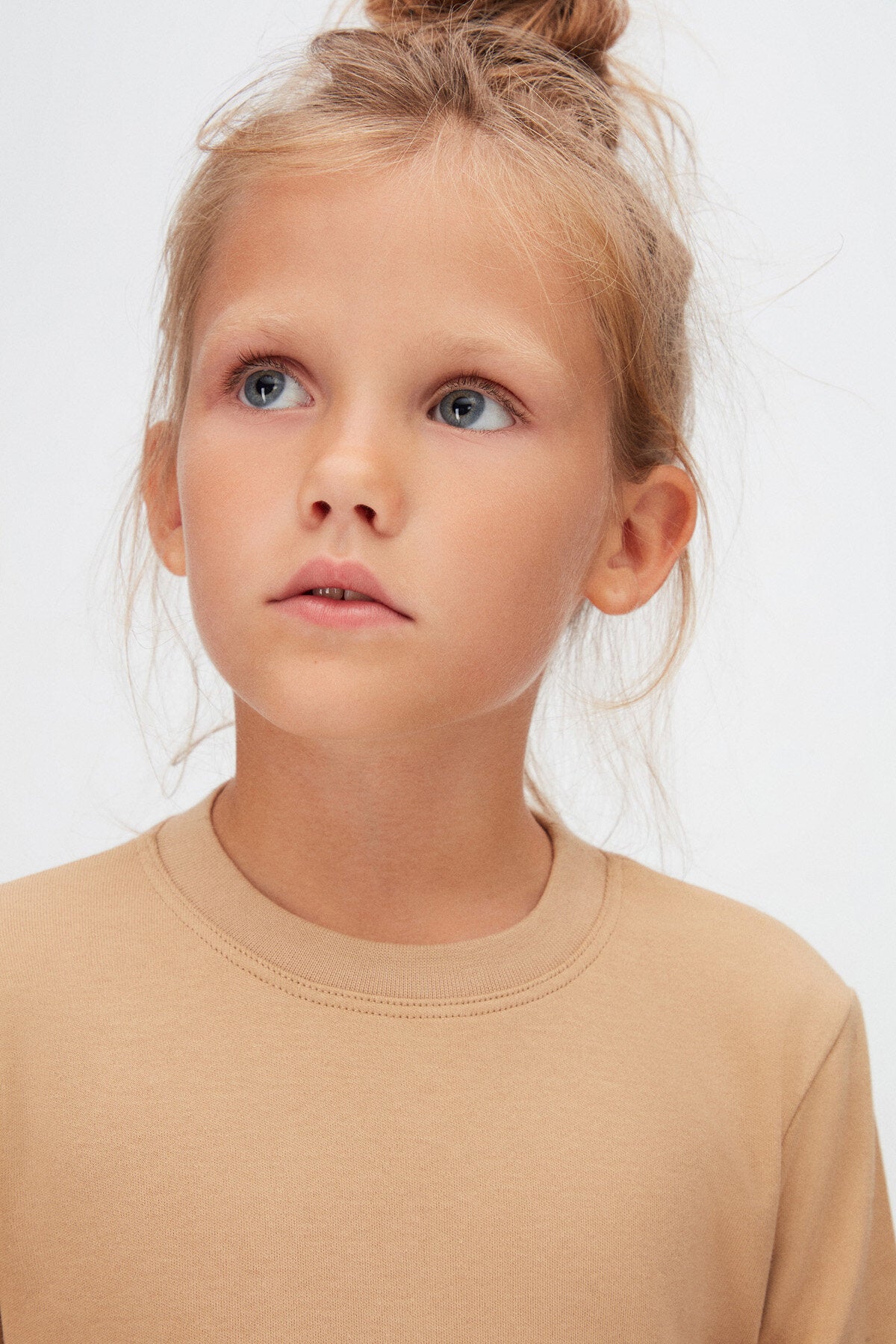 Girls' Basic Winter Crew Neck Long Sleeve T-Shirt (FRAPPE)