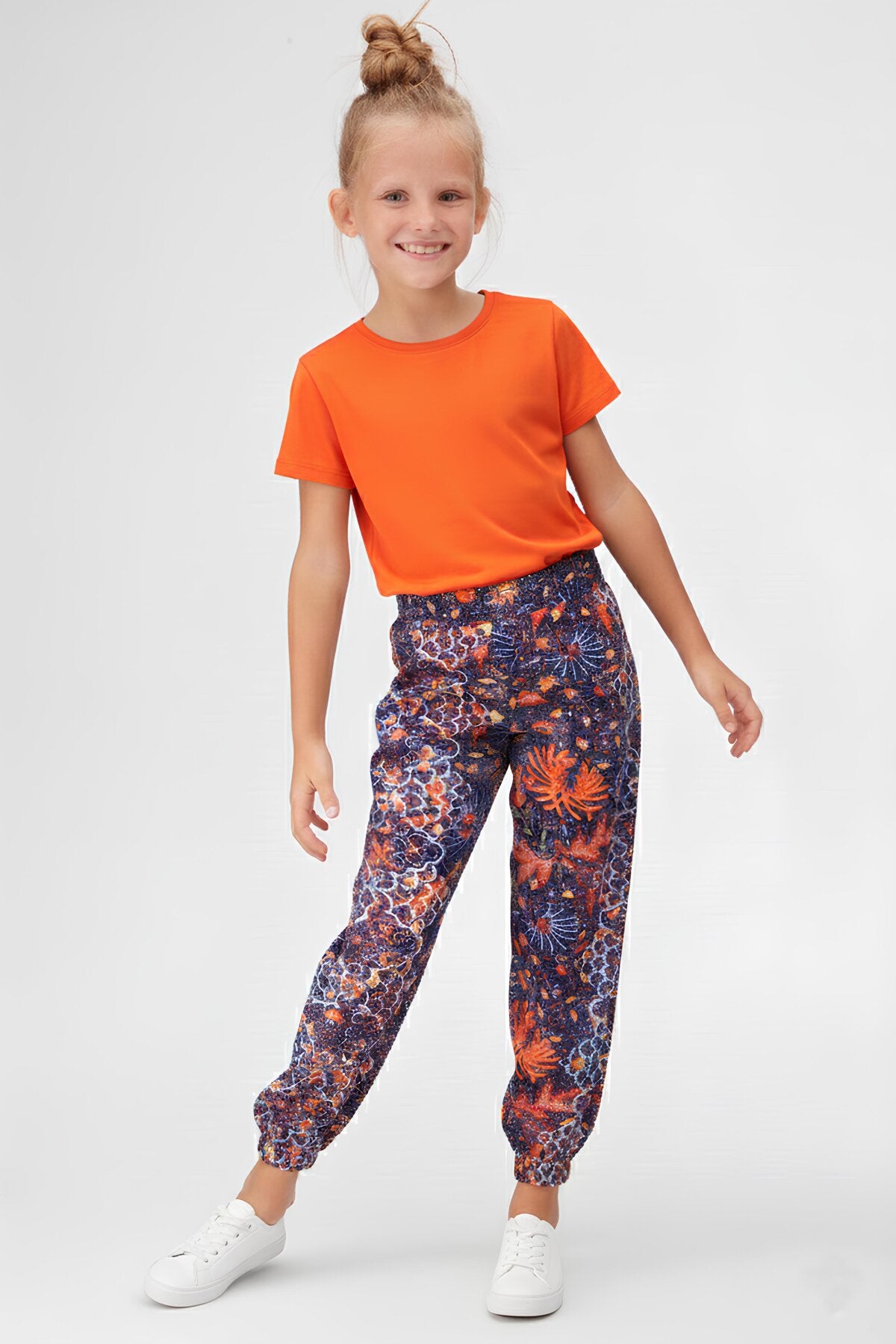 Girls Leaf Patterned Pocket Sweatpants