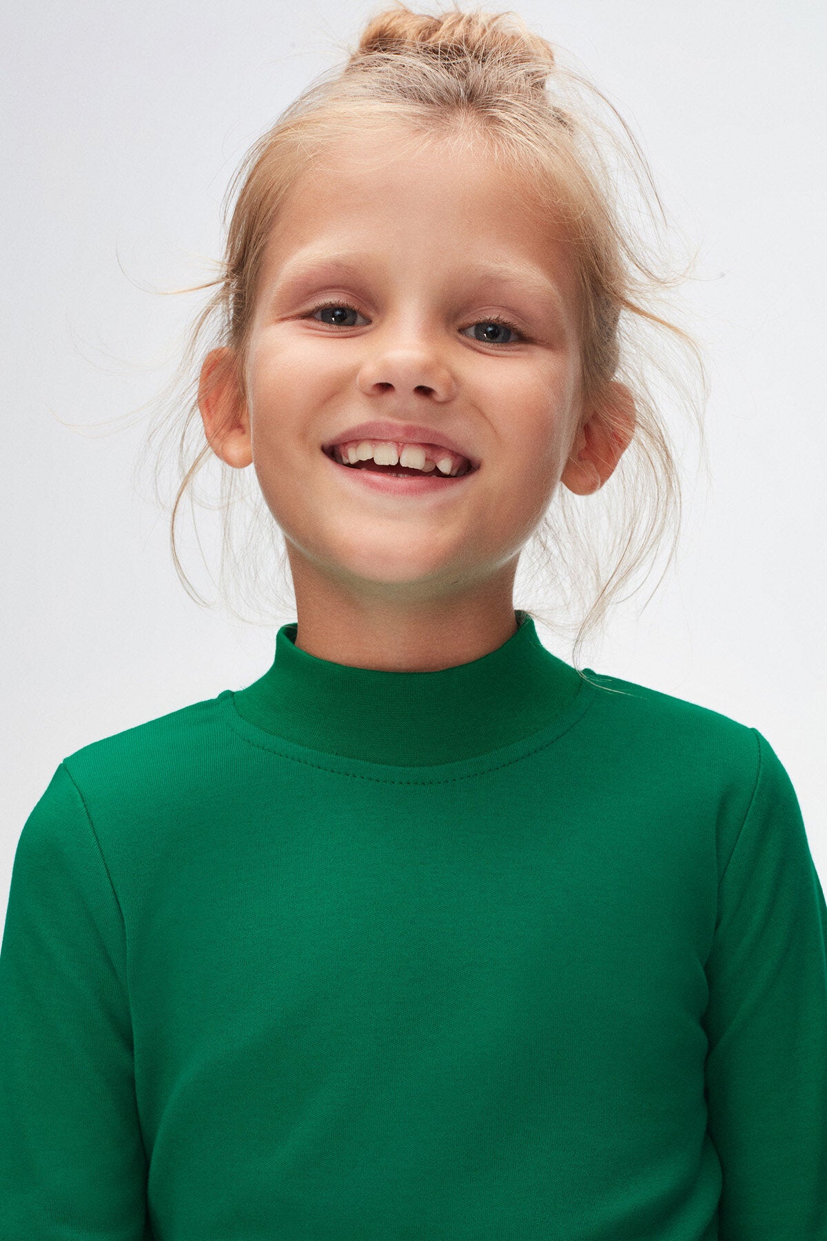 Girls' Basic Winter Mock Neck Long Sleeve T-Shirt (GOLF GREEN)
